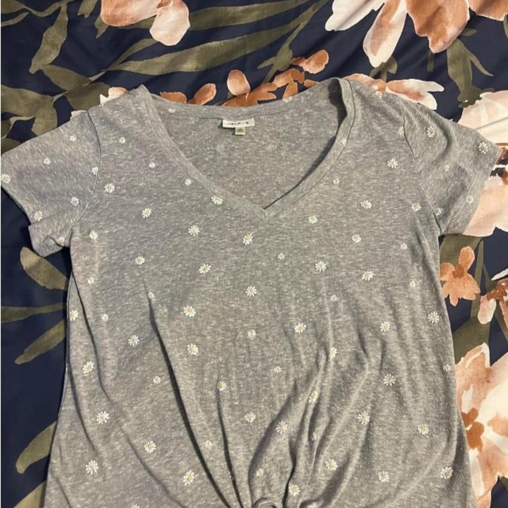 11 shirts size small